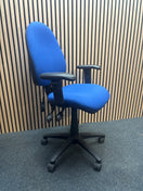 Jota medium back swivel chair in dark blue fabric with pump up lumbar support and height adjustable arms.