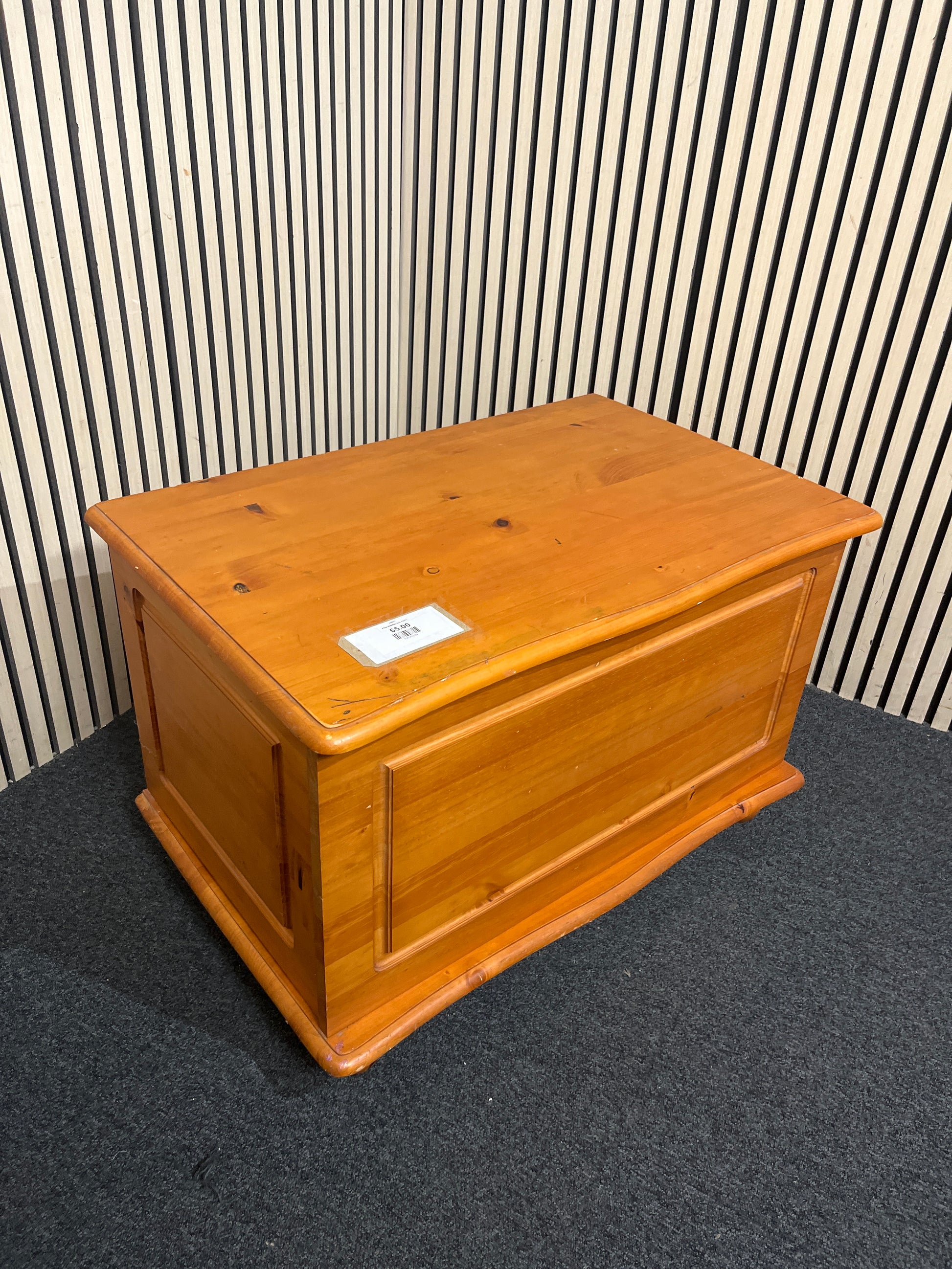 Pine blanket box 43971