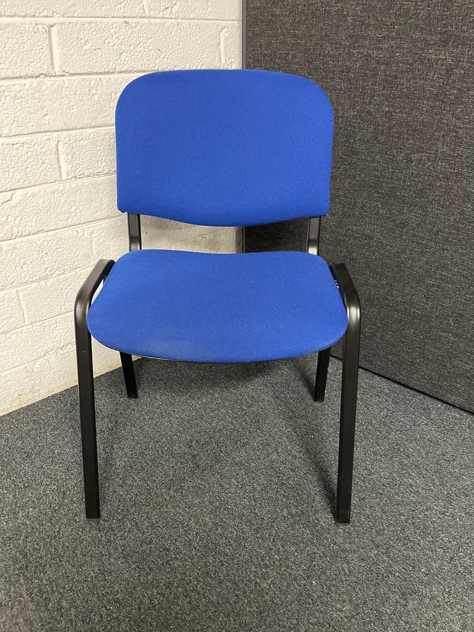 SECONDHAND Blue fabric black metal framed stacking chair