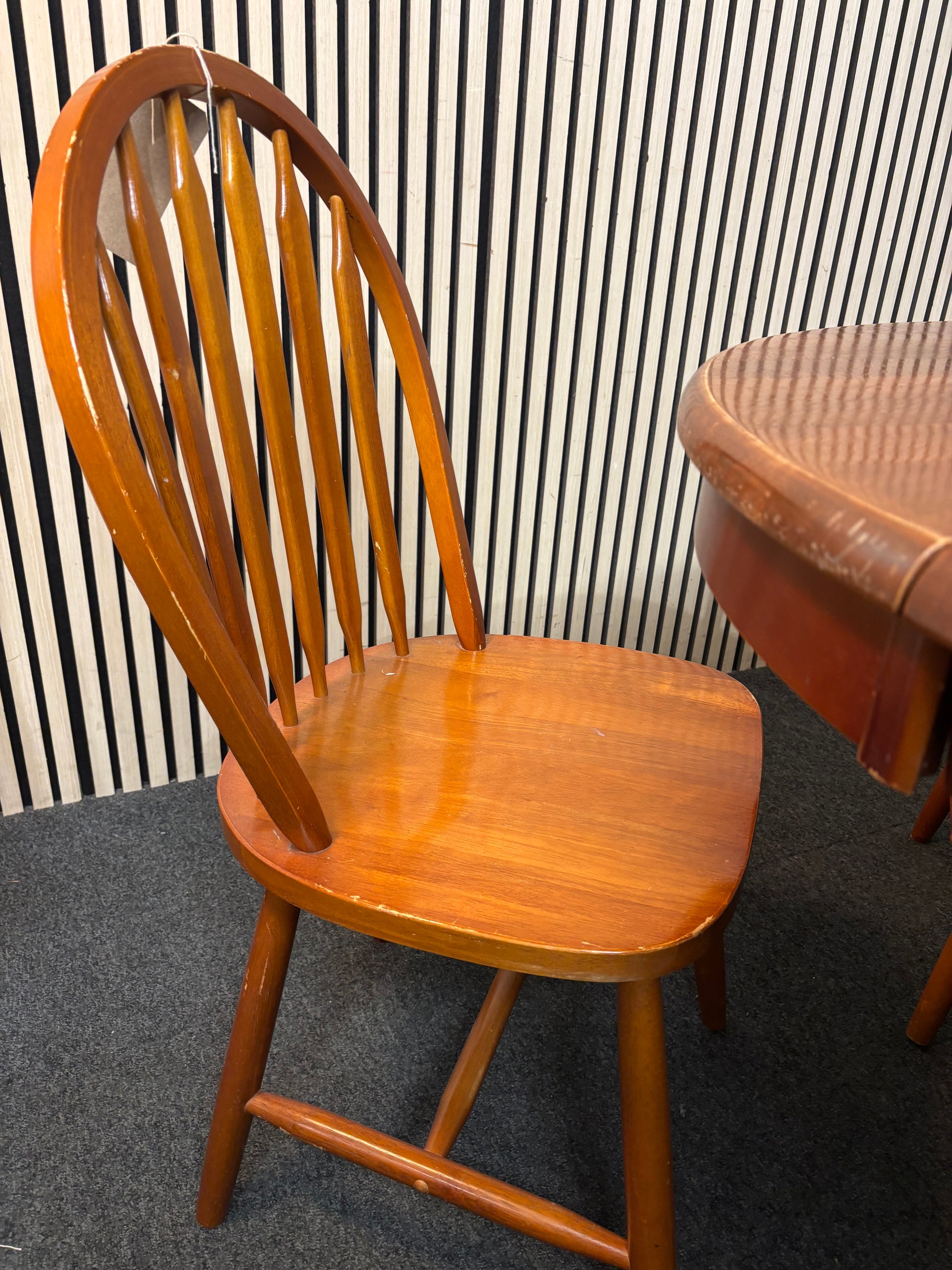 Dark wood stained solid wood circular extendable dining table with central base (diameter 110 +45 cm) and 4 no. matching chairs 43417