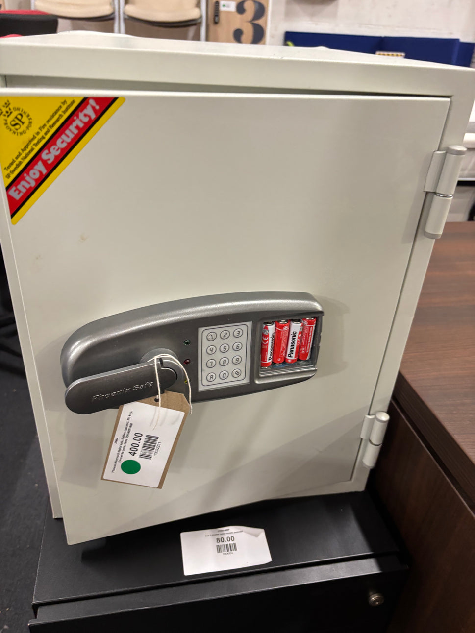 Phoenix fireproof digital safe. Battery operated. No key. Overwrite code. Dims 52Hx40Wx44D