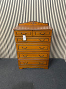 Mahogany 5 drawer chest of drawers (H 117 x W 83 x D 50 cm) 44671