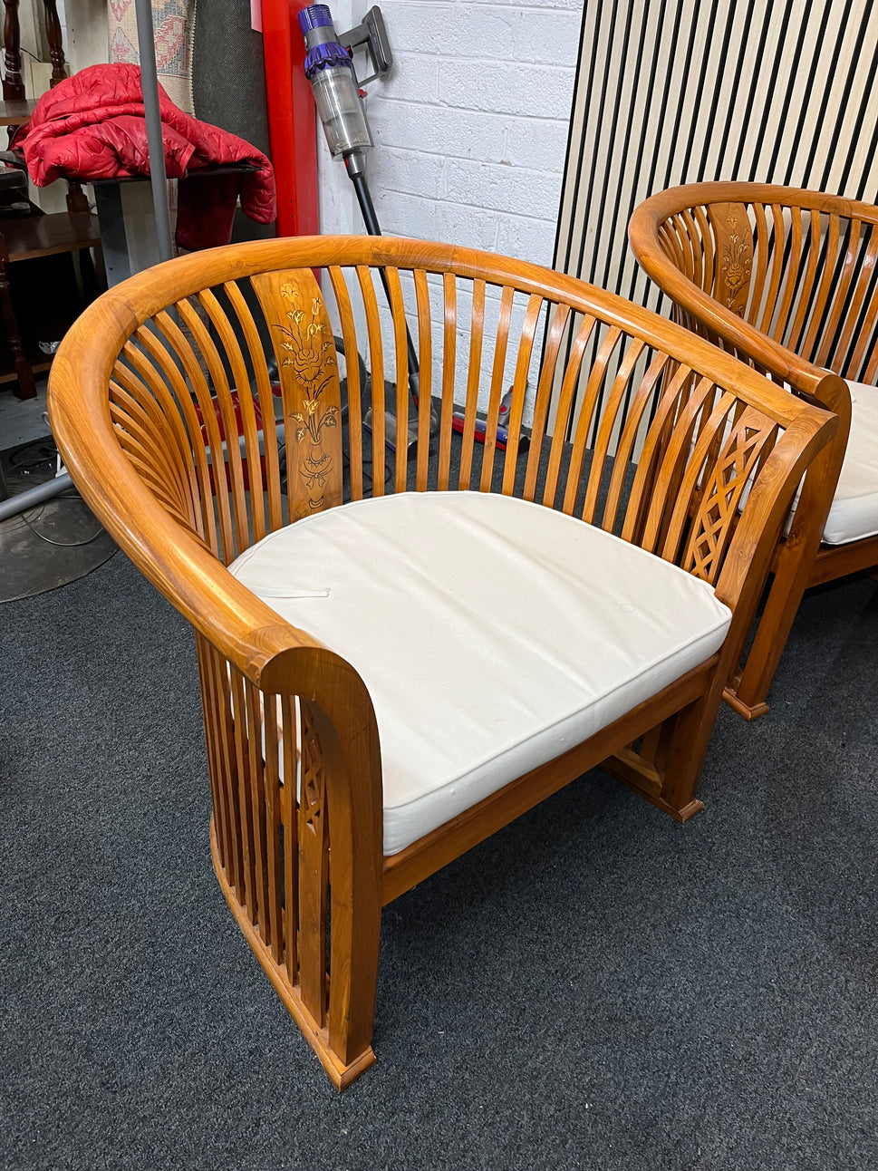 Indonesian solid teak conservatory set 2+2+1+coffee table with white fabric cushions 1126