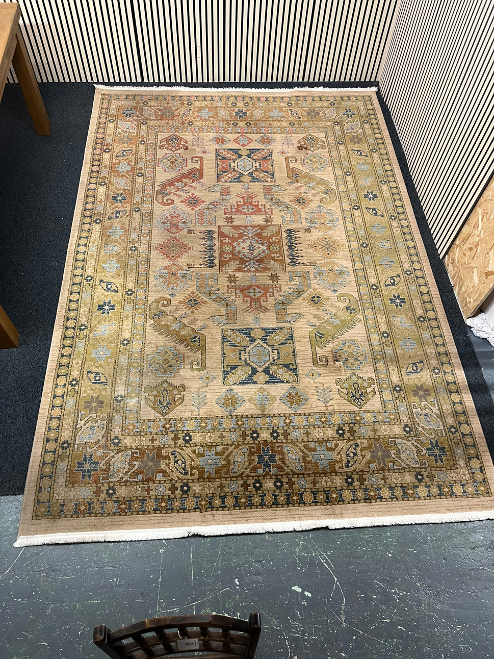 Large pattern rug (215 x 305 cm) 1126