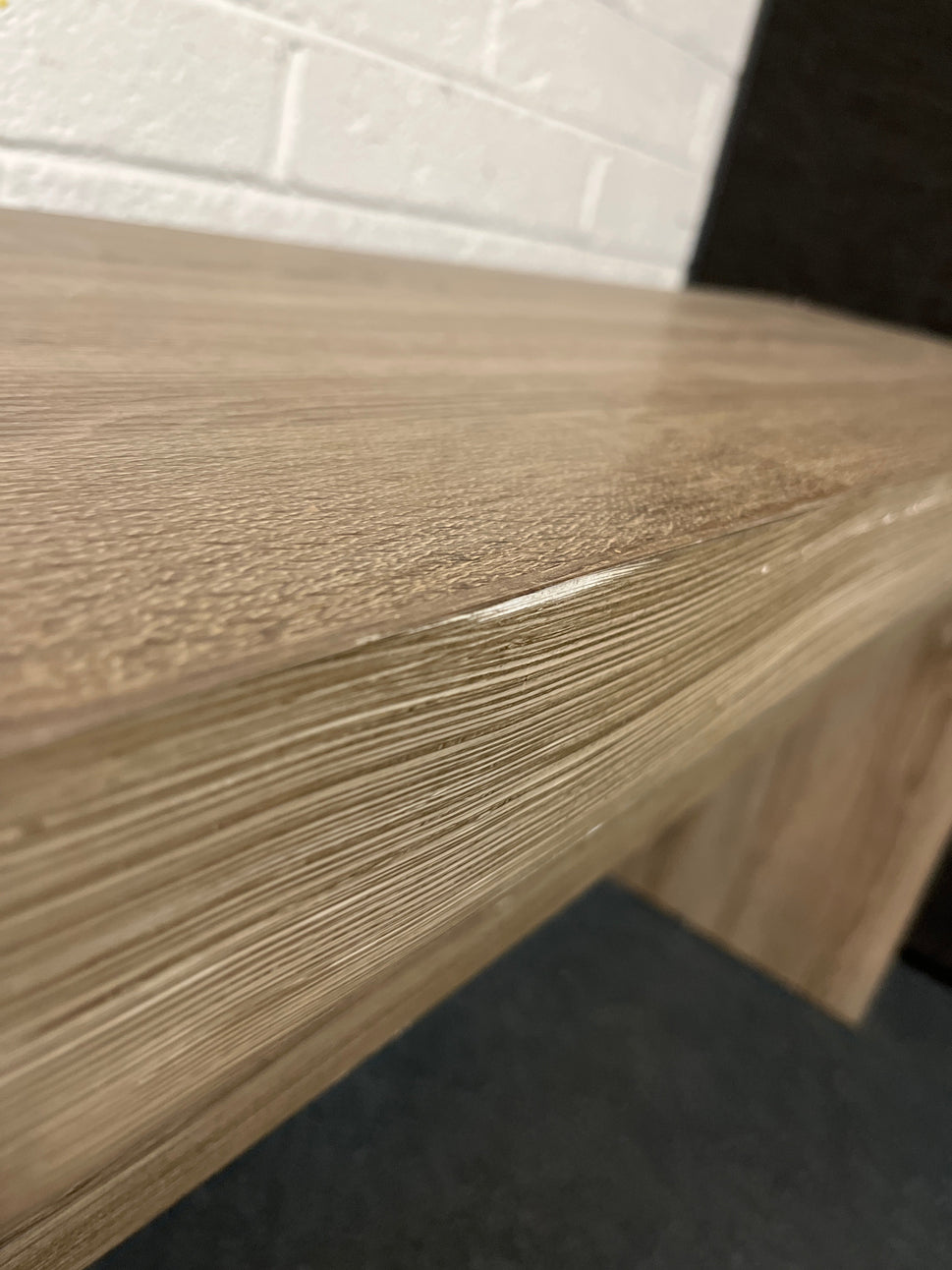 Large grey oak laminate console table with shelf (H 800 x W 1800 x D 400 mm) 1225