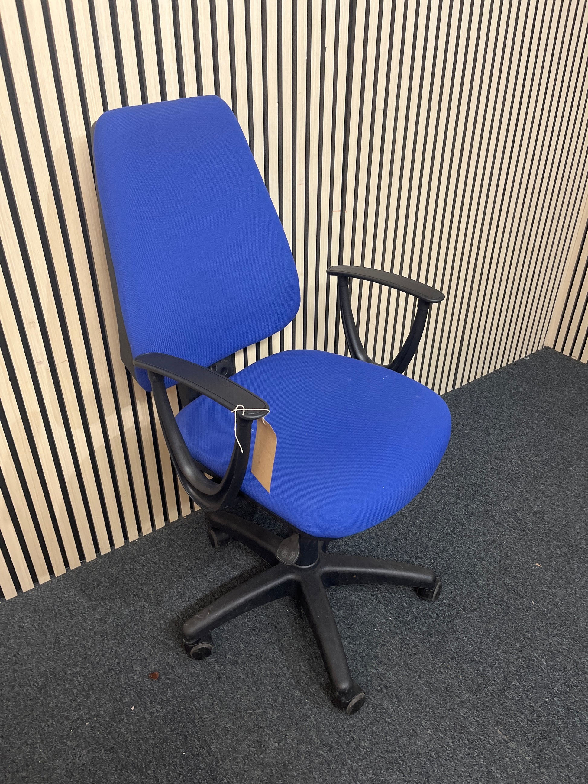 High back royal blue fabric height adjustable swivel chair with fixed loop arms 1425