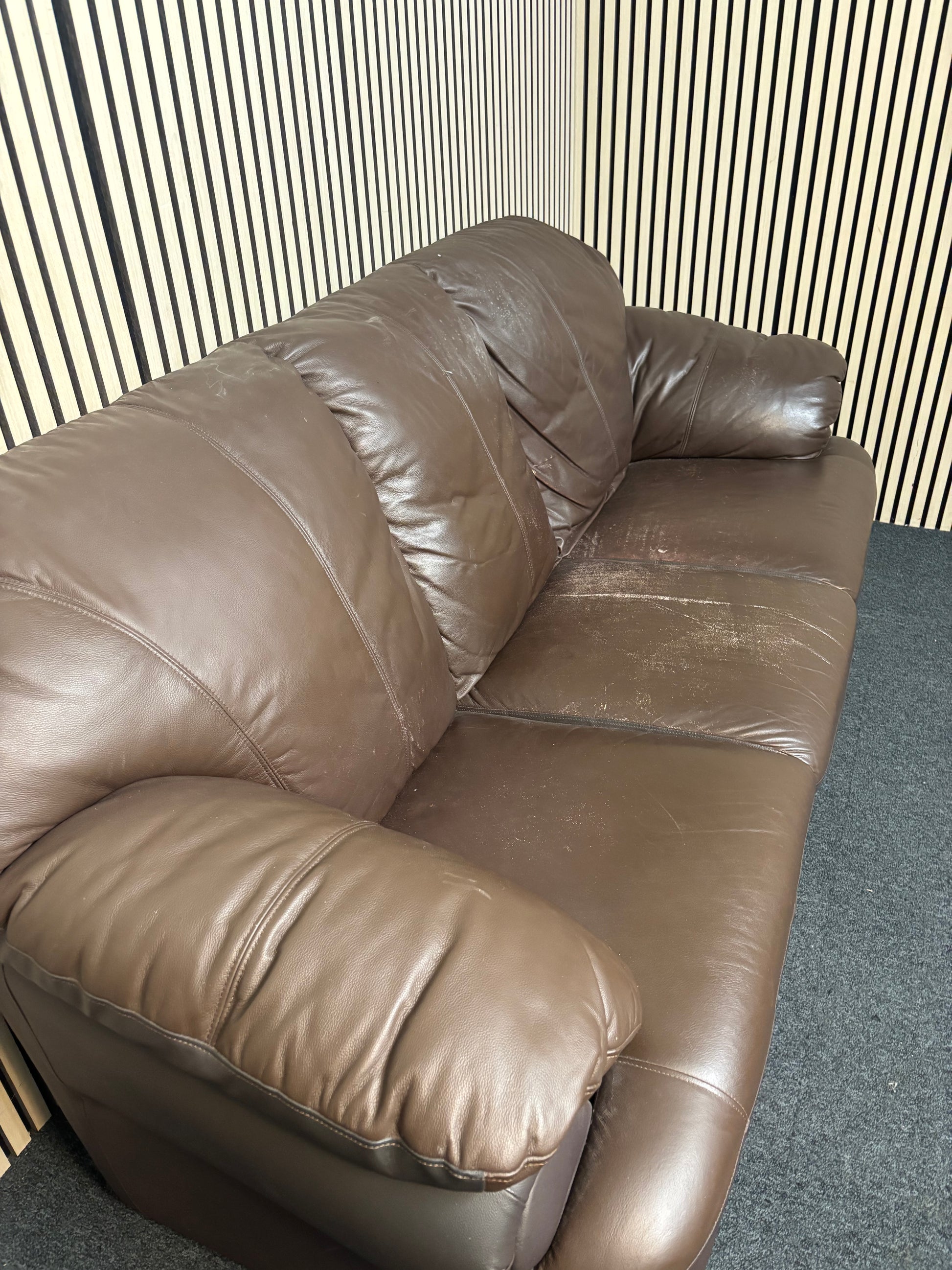 3 seater brown leatherette sofa (Width 200 cm) 2425