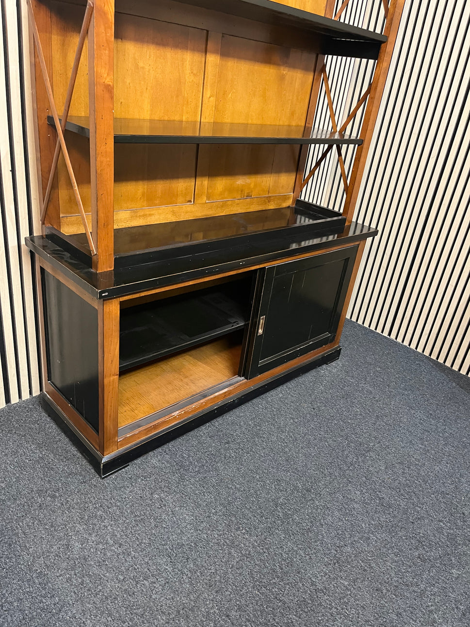 Large solid dark wood stained top open bookcase unit with sliding base doors (H 205 x W 131 x D 44 cm) 43688