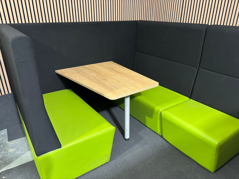 Ziggy large high back green and black modular soft seating with table
