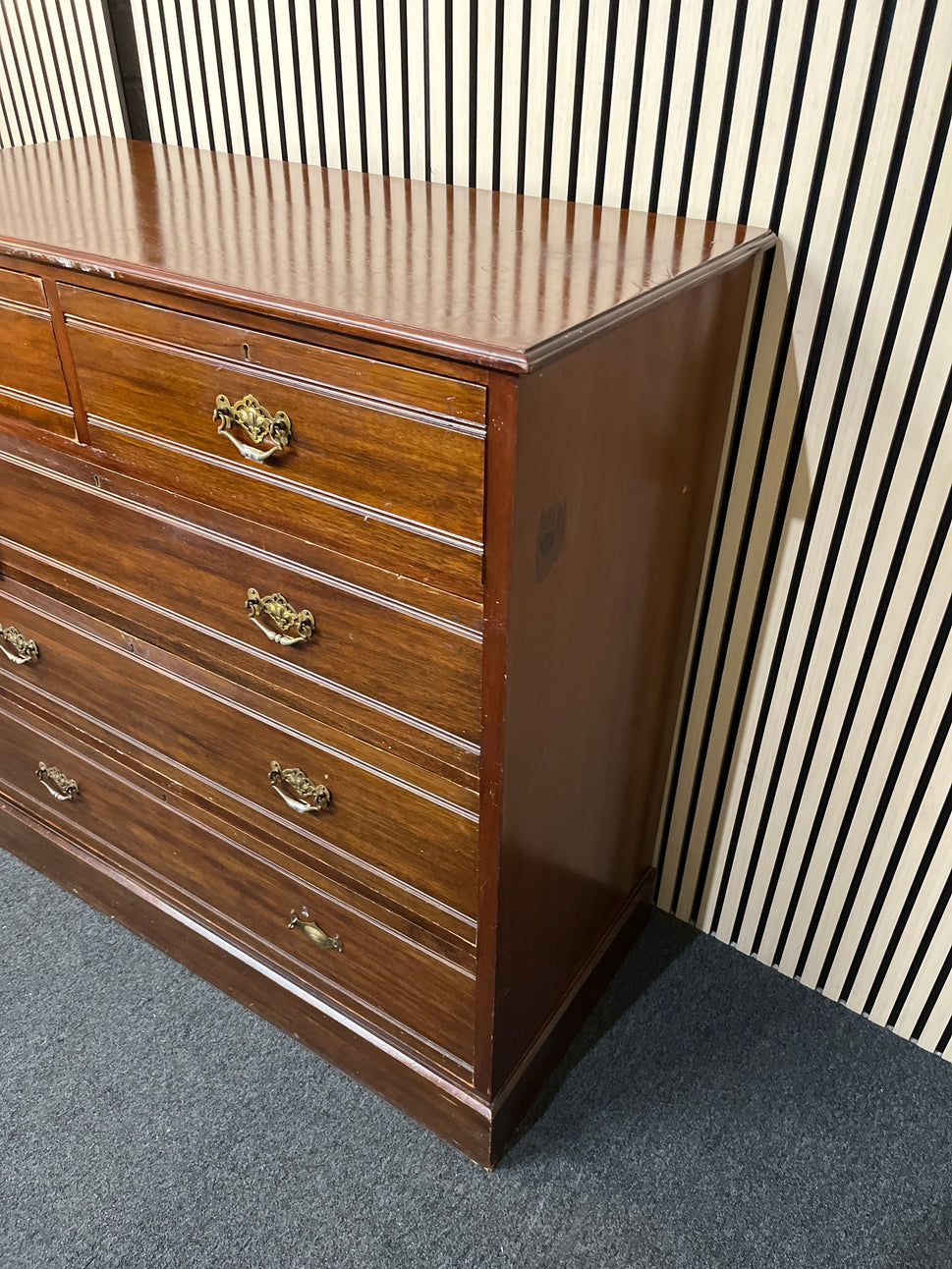 Antique mahogany 3+2 tall chest of drawers (H 121 x W 122 x D 58 cm) 2425