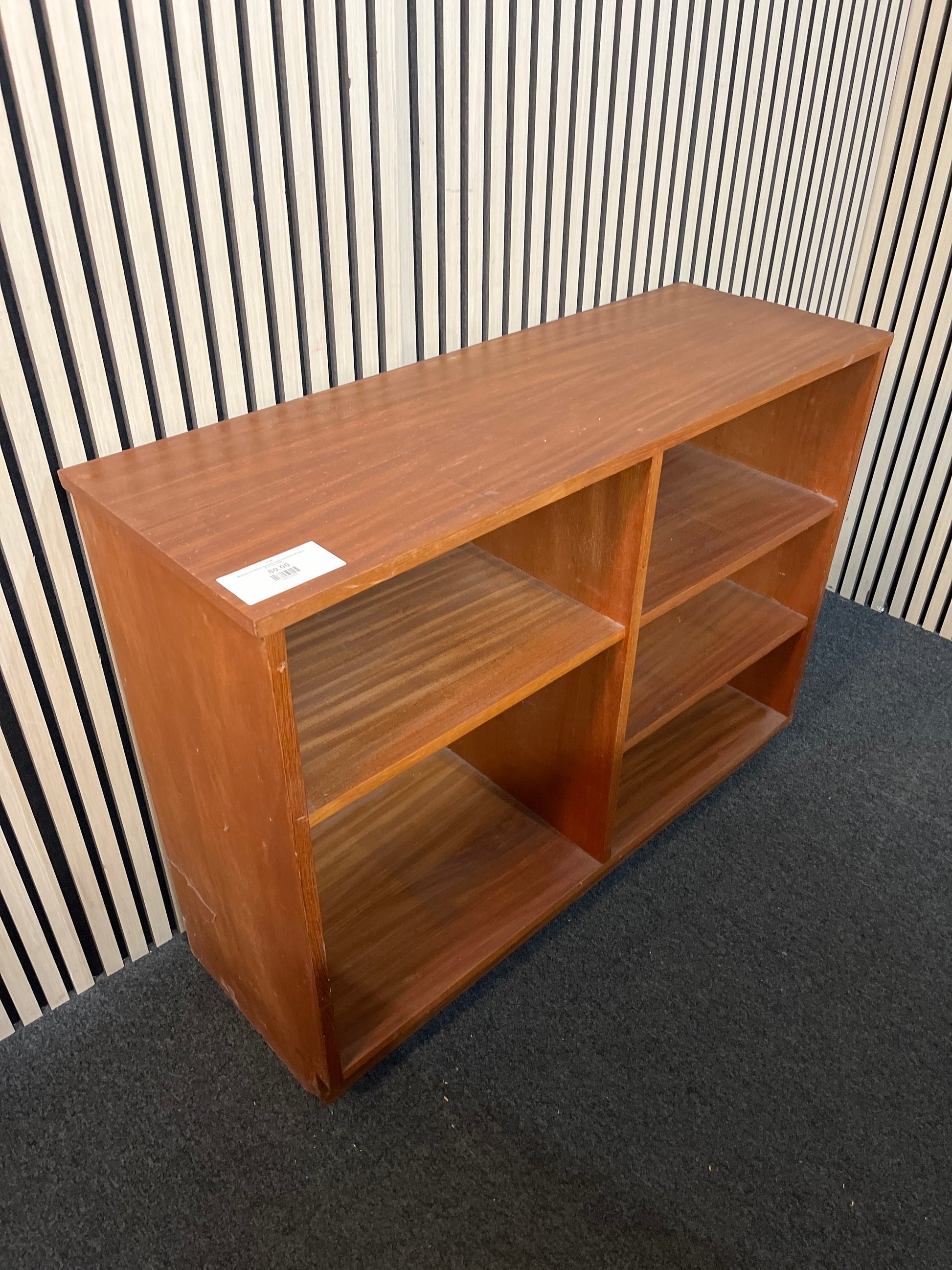 Mahogany 4 section low open bookcase (H 81 x W 108 x D 37 cm) 2425