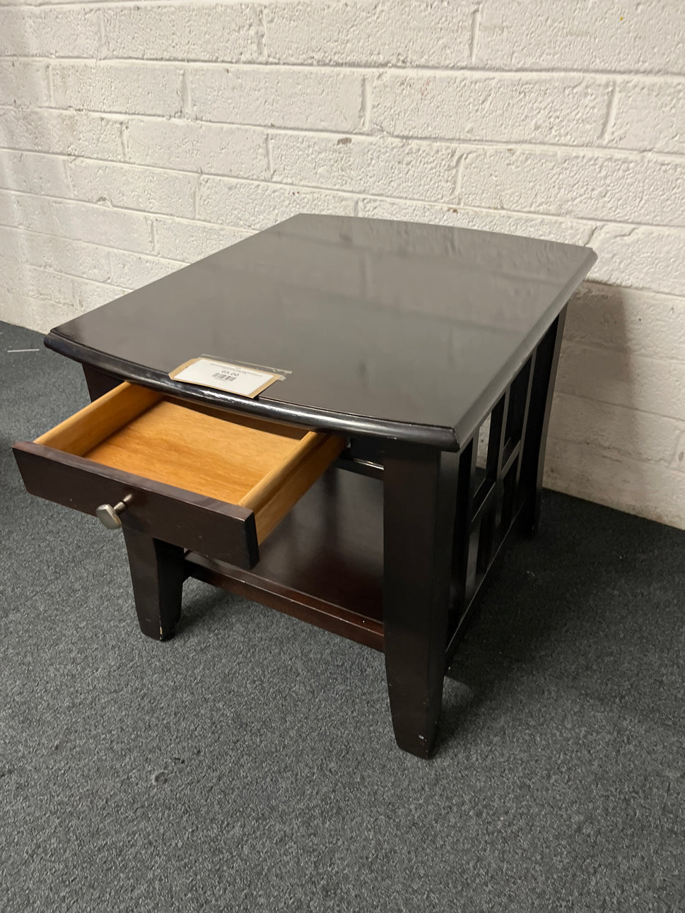 Solid low dark wood stained lamp table with drawers (H 58 x W 71 x D 51 cm) 2225