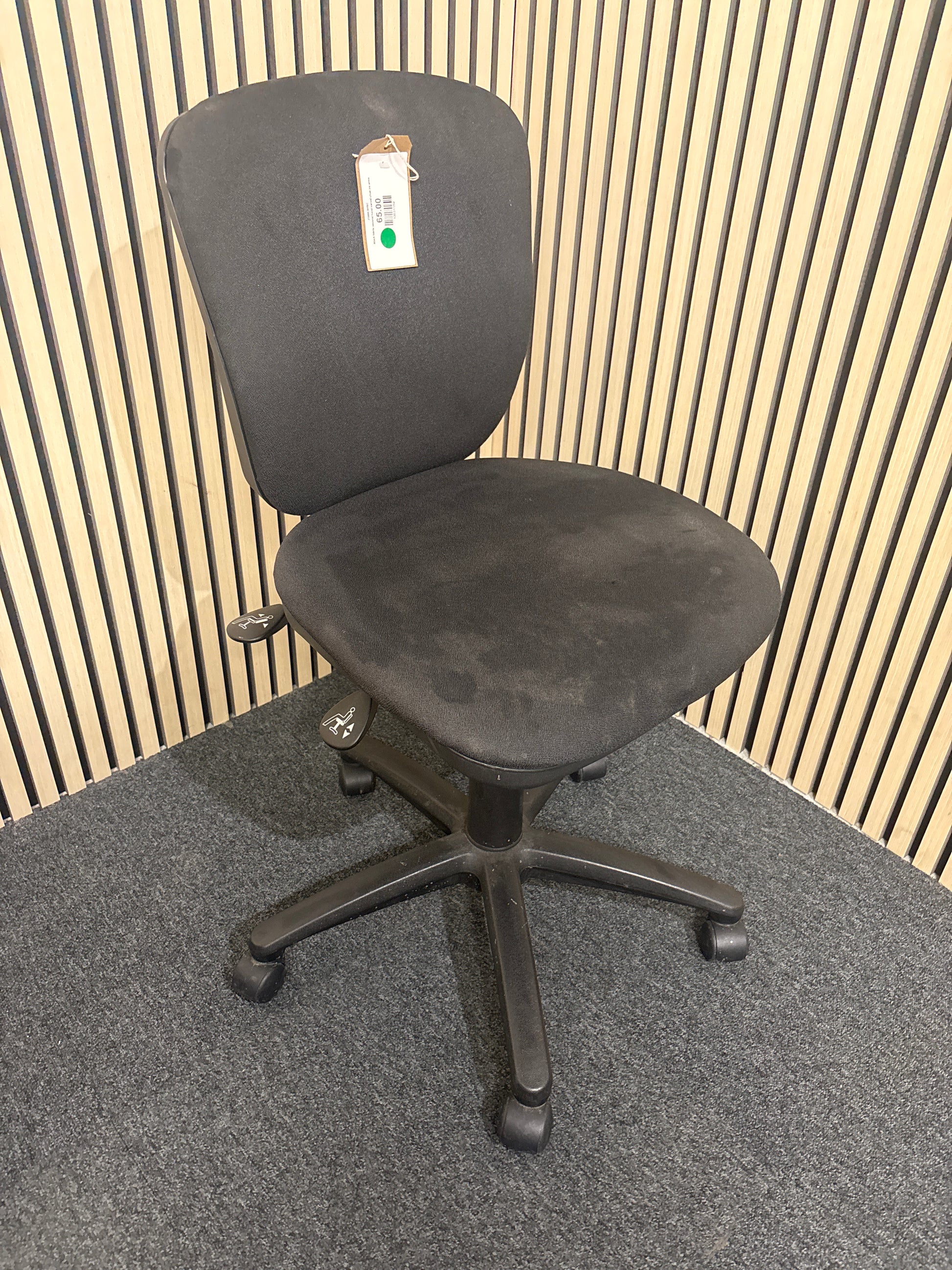 Black fabric second hand swivel chair no arms