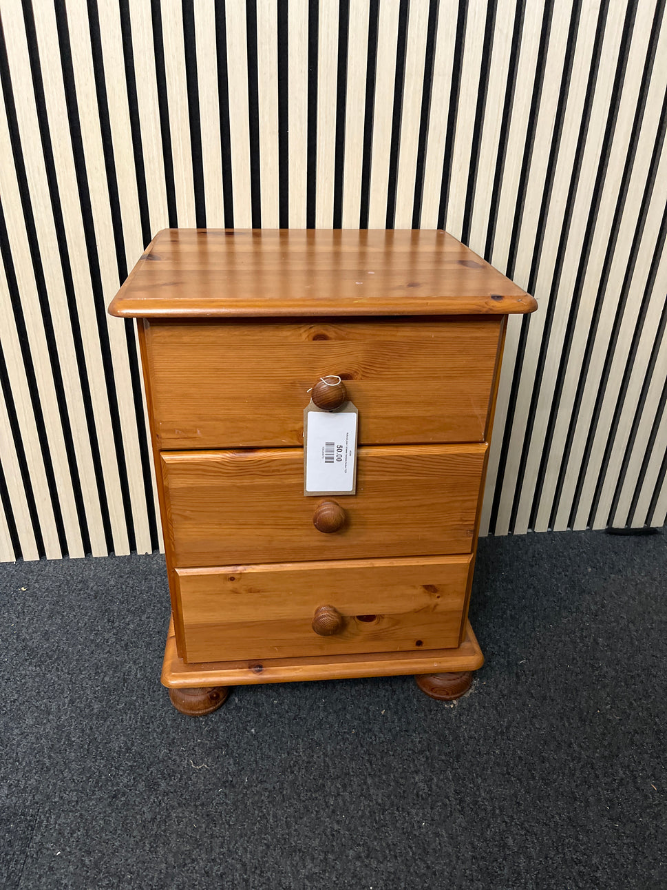 Natural pine 3 drawer bedside locker 1325