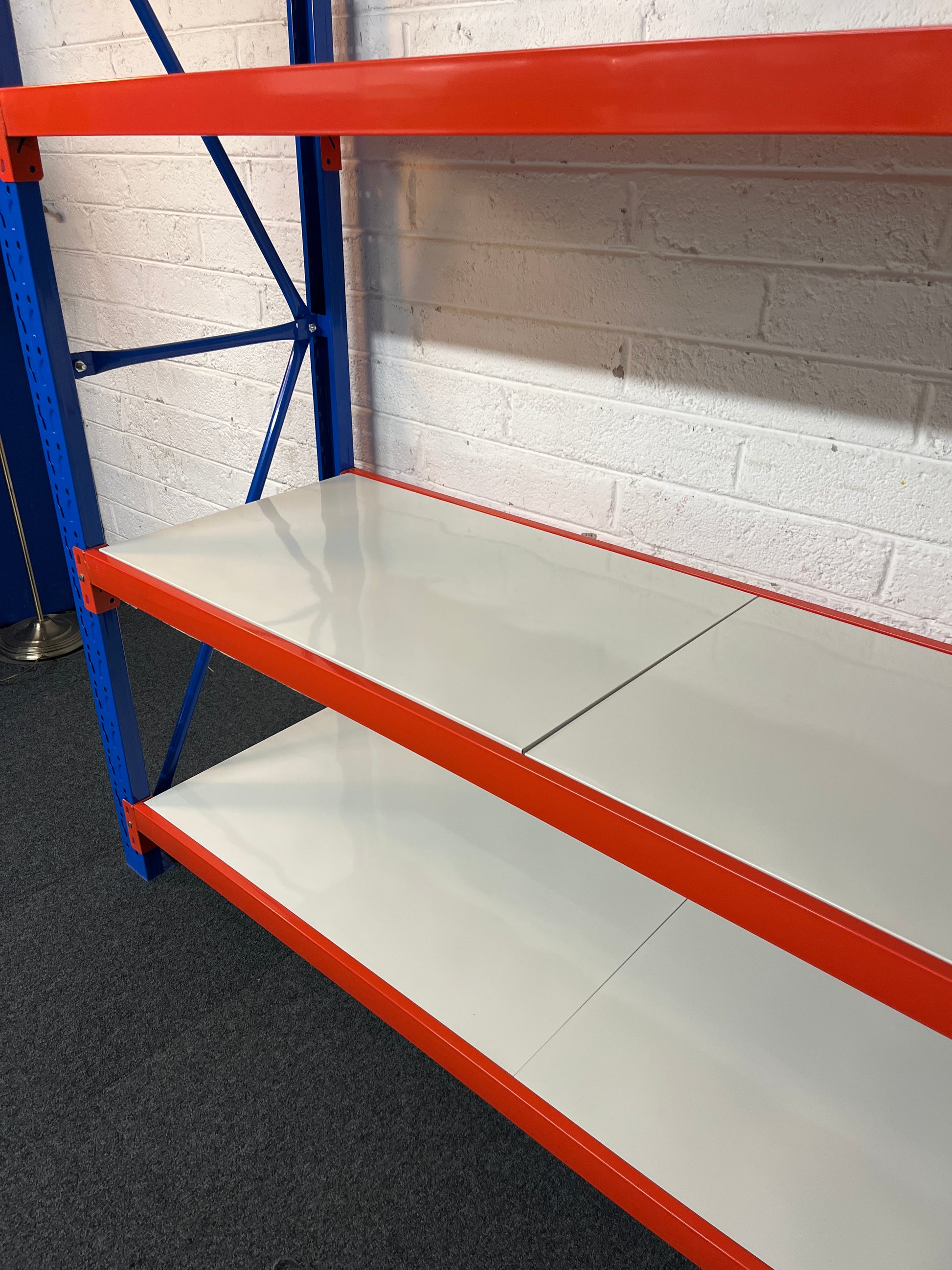 NEW All Metal HEAVY DUTY longspan racking 2000Hx2000Lx600D to include 2 no. upright, 4 no. shelf positions with metal shelves