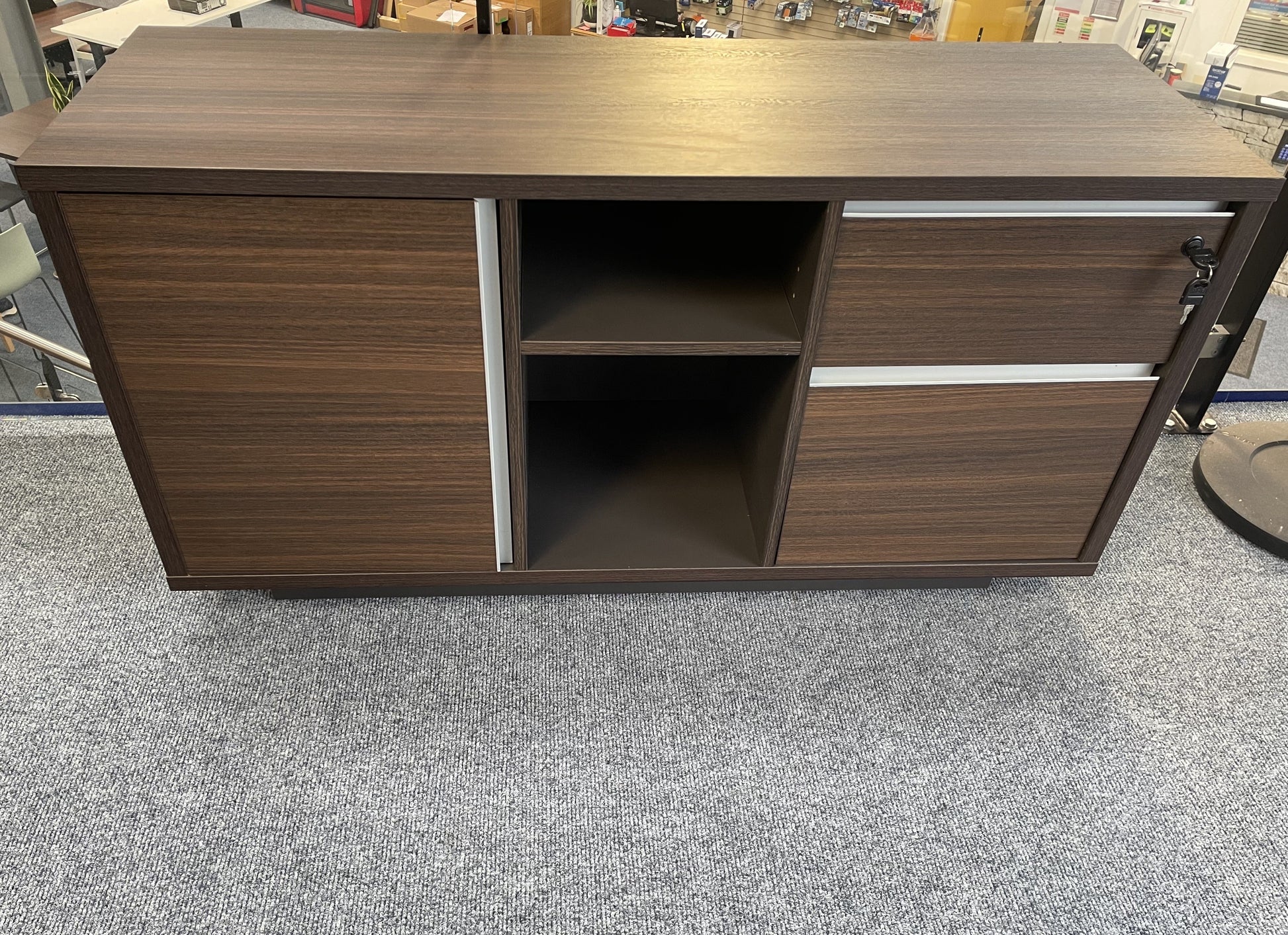 1.8m Executive Parnell Desk With Matching Side Unit