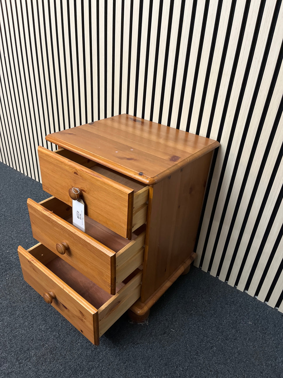 Natural pine 3 drawer bedside locker 1325