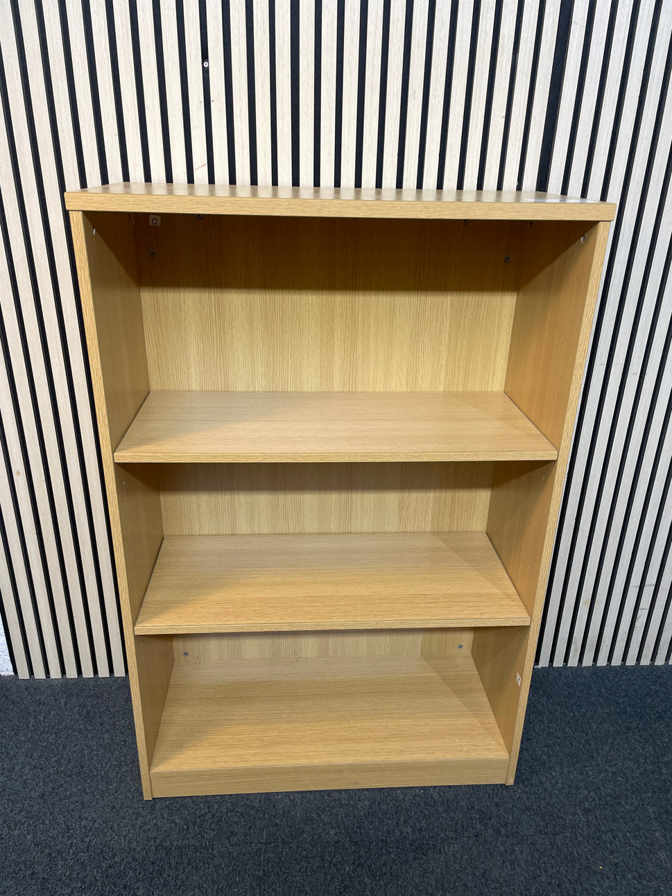Oak laminate medium open bookcase 80Wx36Dx120H