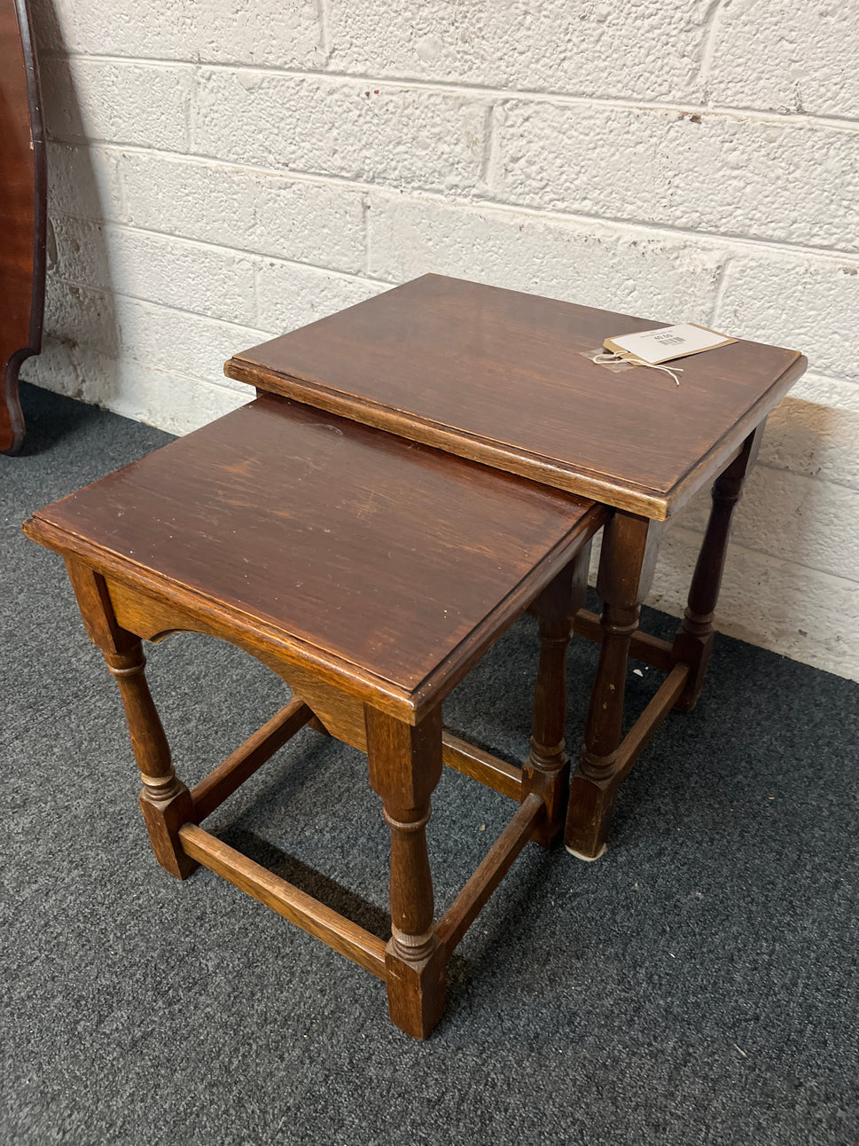 Nest of 2 dark wood tables 3225