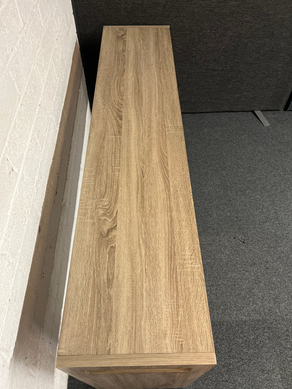 Large grey oak laminate console table with shelf (H 800 x W 1800 x D 400 mm) 1225