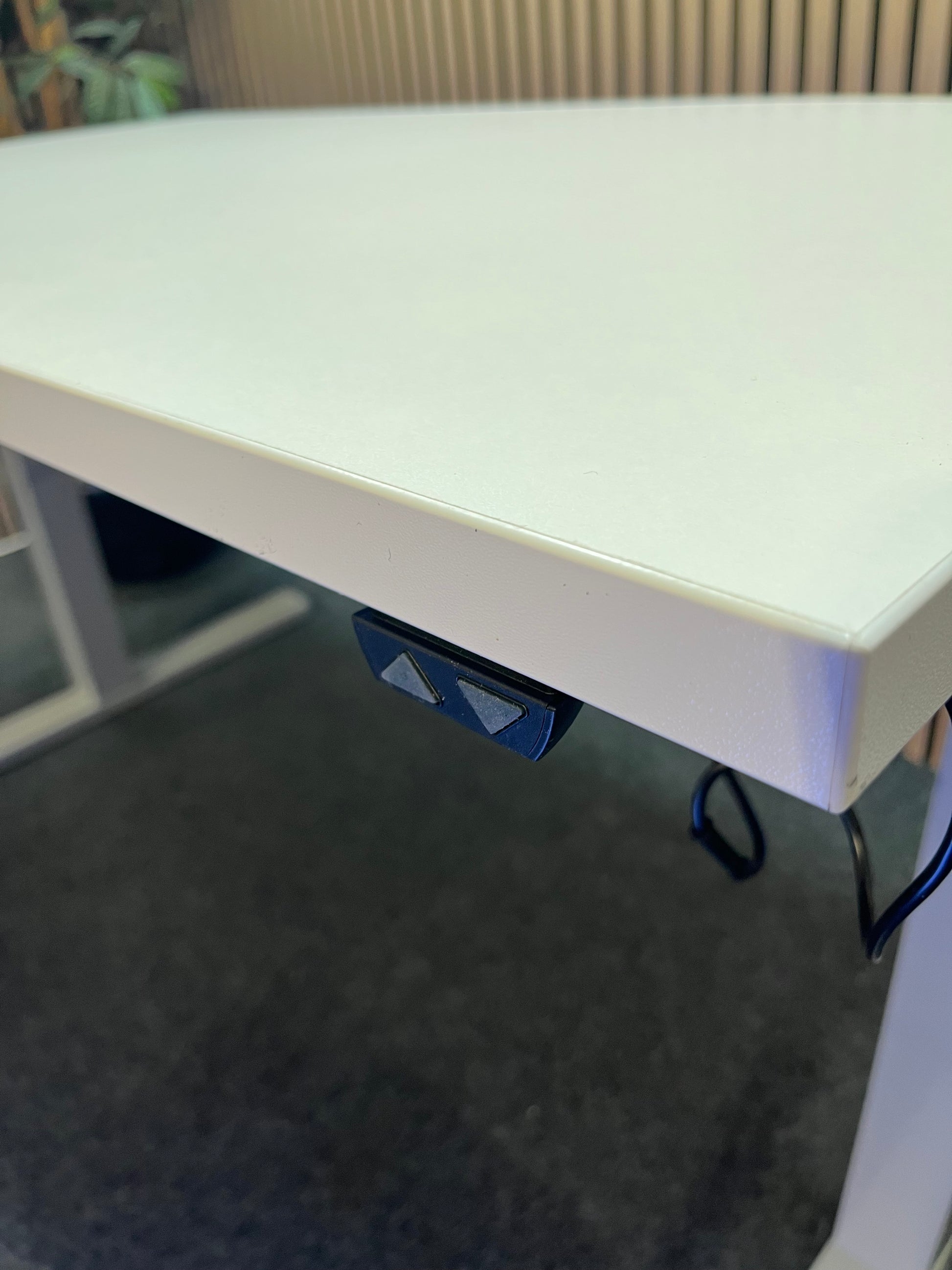 NEW Elevate twin motor height adjustable desk frame in silver with chosen desk tops from 1400-1600L in a choice of colours