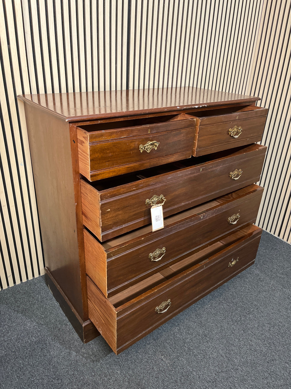 Antique mahogany 3+2 tall chest of drawers (H 121 x W 122 x D 58 cm) 2425