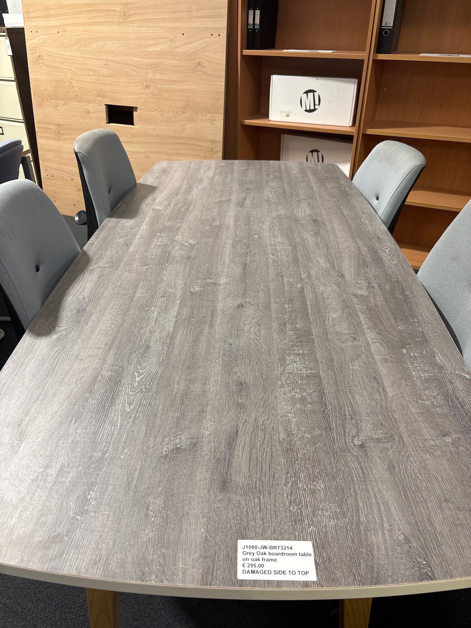 Large boardroom table
Grey Oak
2.2m x 1m