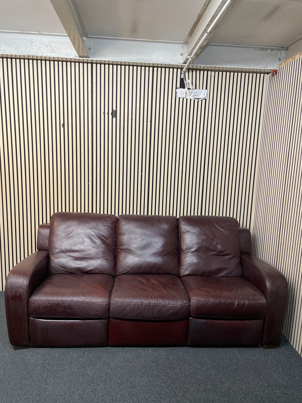 Large 3 seater soft dark brown leather recliner sofa 220Wx97D 3126