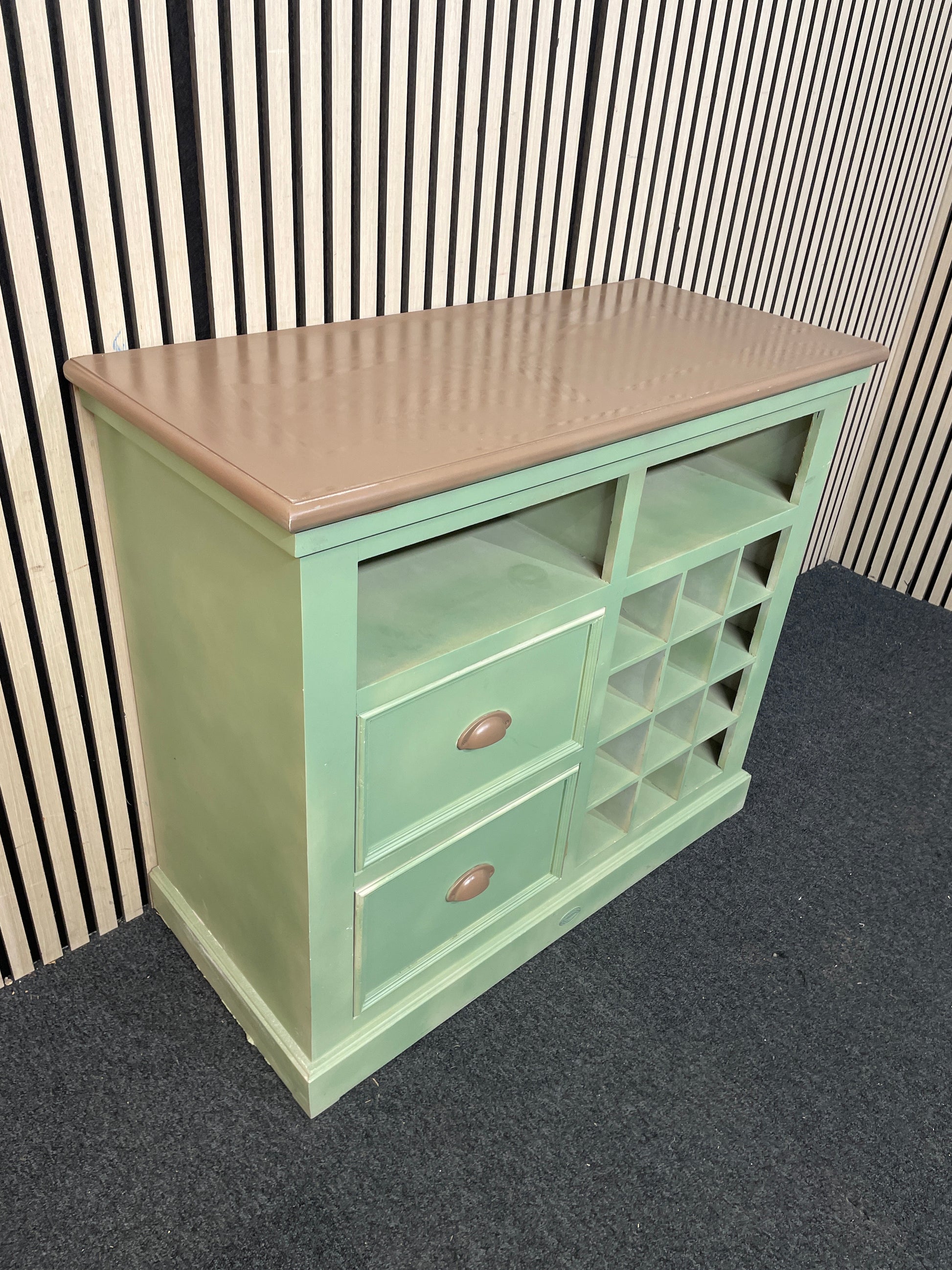 Green painted 2 drawer wine rack sideboard with dark wood top (H 84 x W 94 x D 43 cm) 1126
