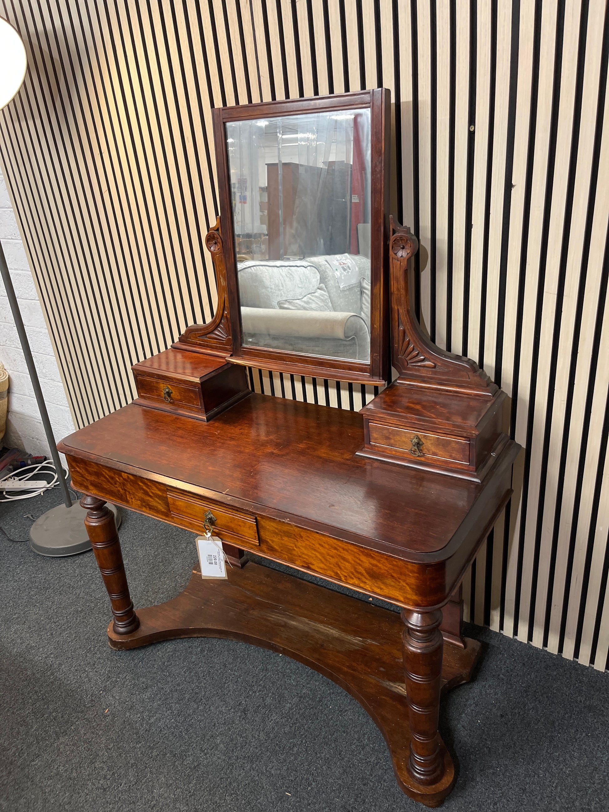 Antique Mahogany 1 drawer ornate dressing table with mirror (H 140 x W 107 x D 56 cm) 3126
