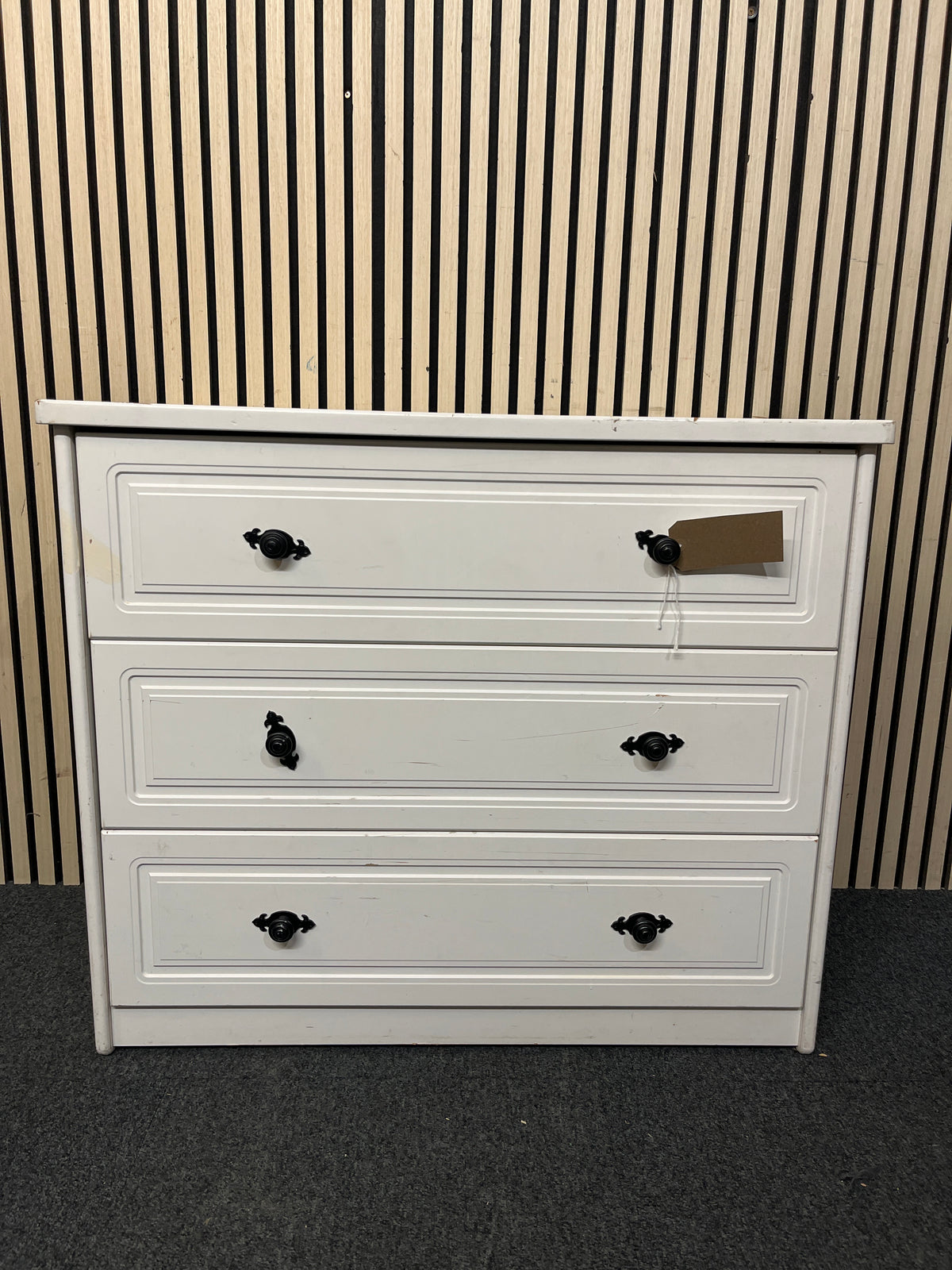 White laminate 3 drawer chest of drawers (H 80 x W 90 x D 47 cm) 44323