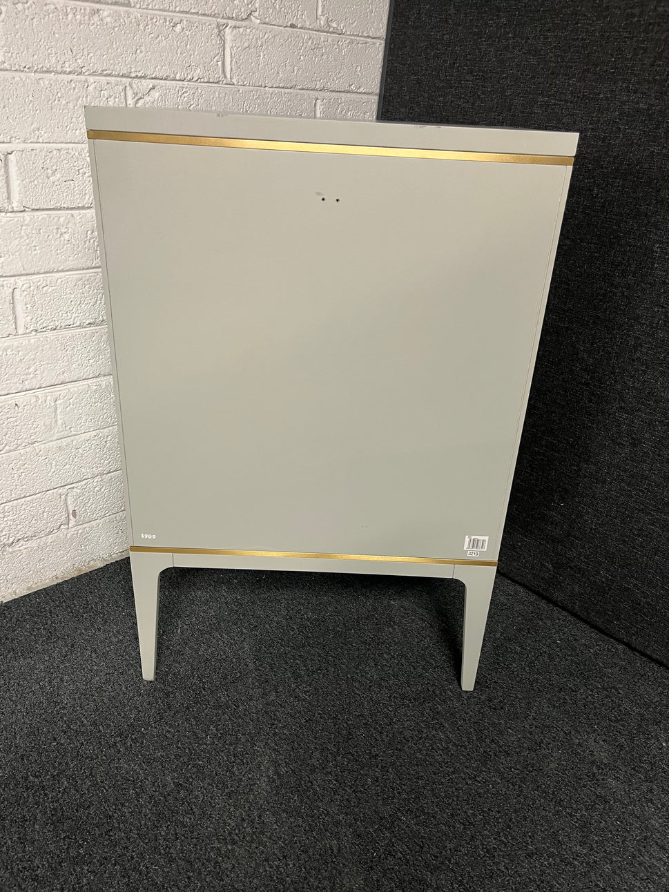 Grey painted solid oak 2 door storage unit with brass handles (H 1000 x W 650 x D 450 mm) 1225