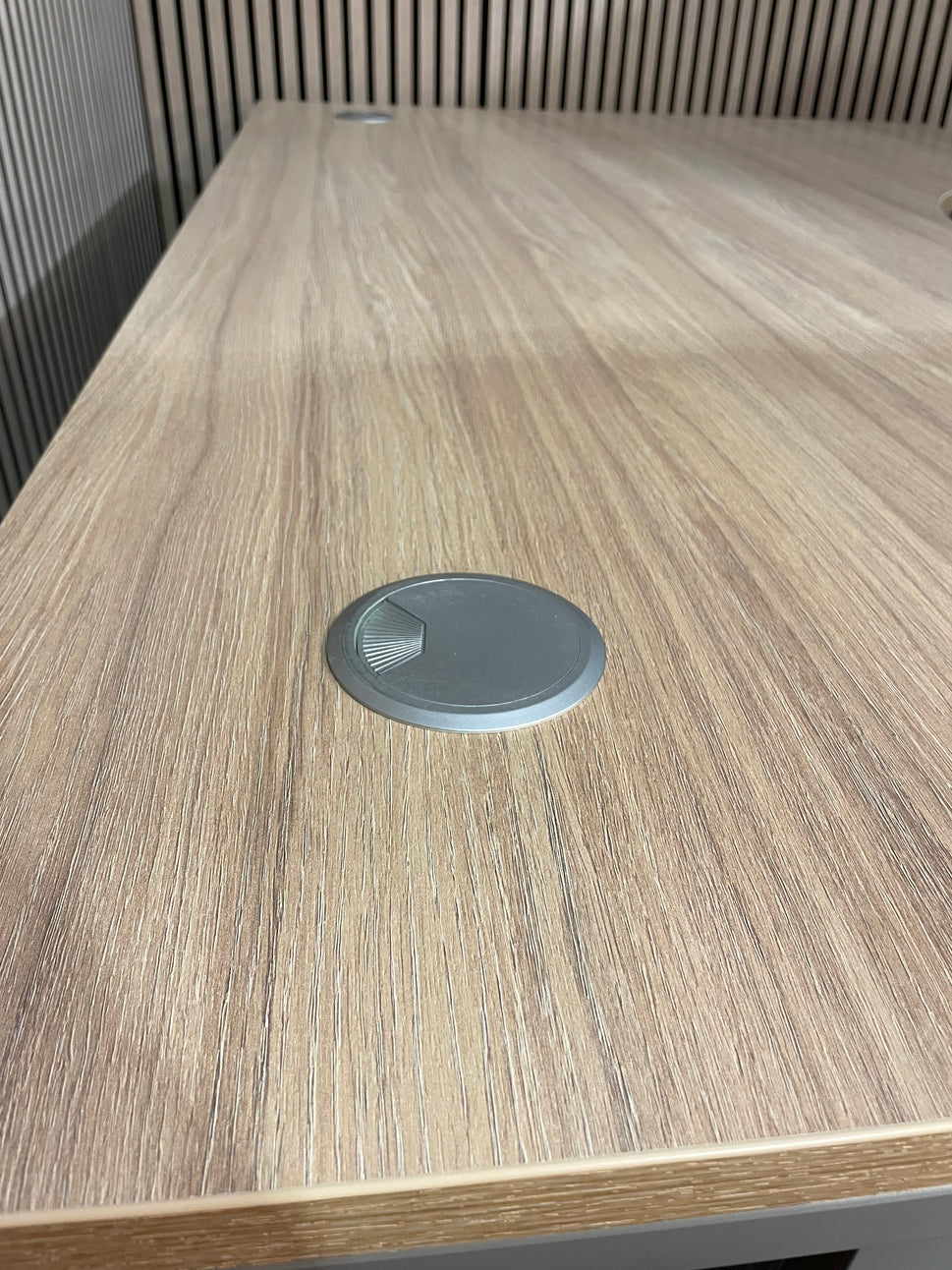 american oak 18 x 12 radial desk (choose return)