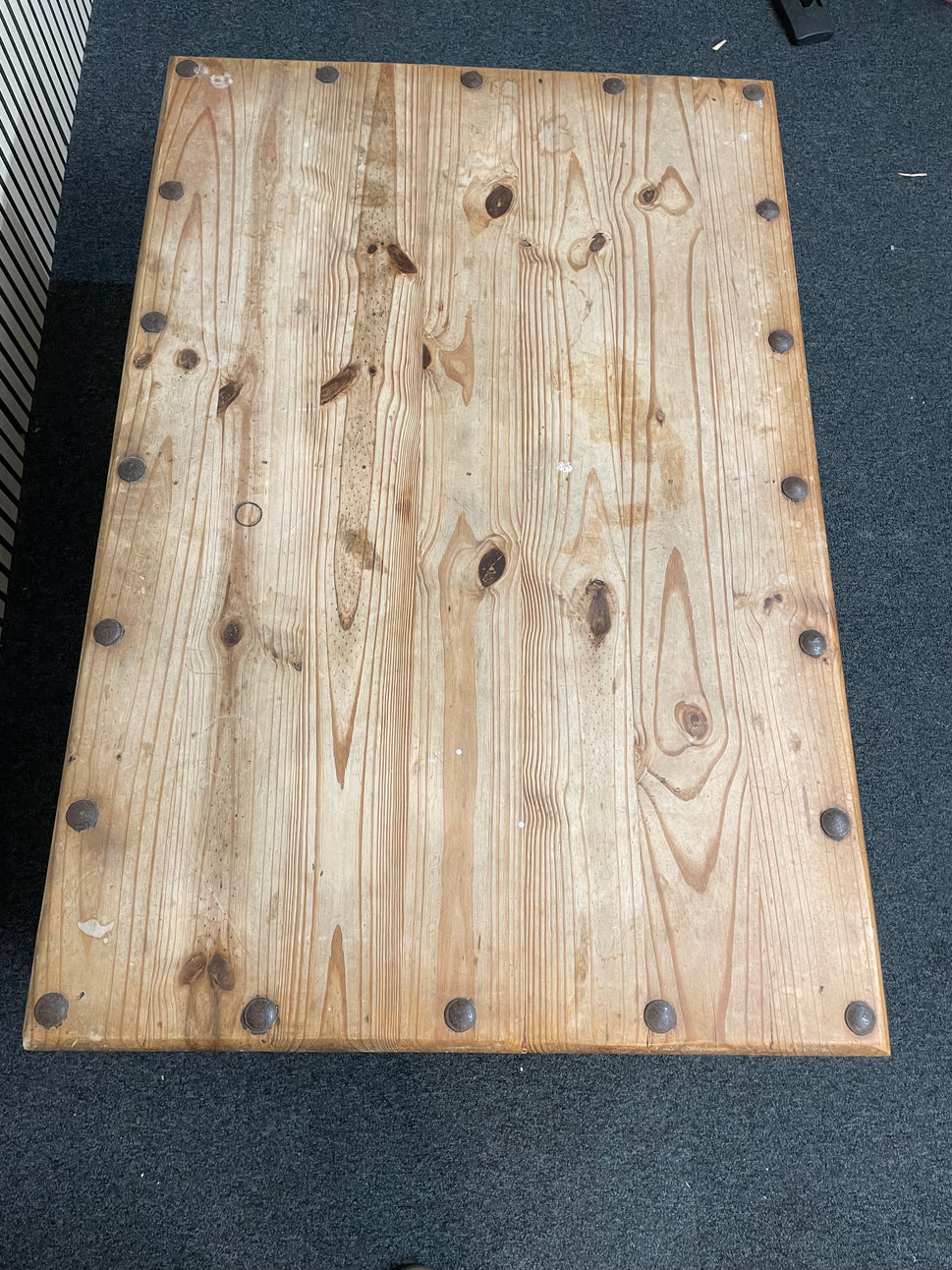 Mexican pine low rectangular coffee table (H 47 x W 120 x D 60 cm) 4225