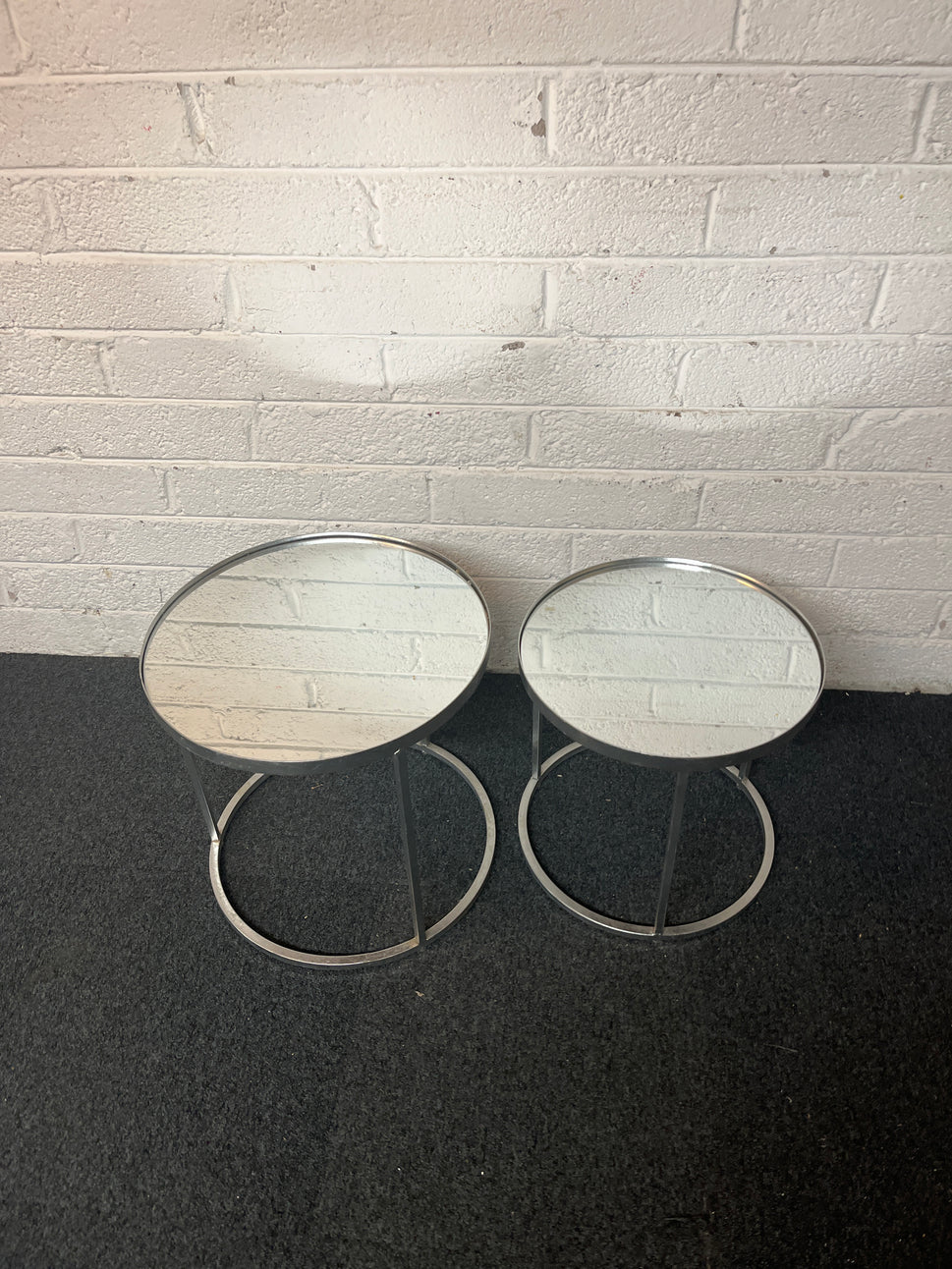 Circular mirror plated nested coffee table (H 47 x Diameter 46 cm)