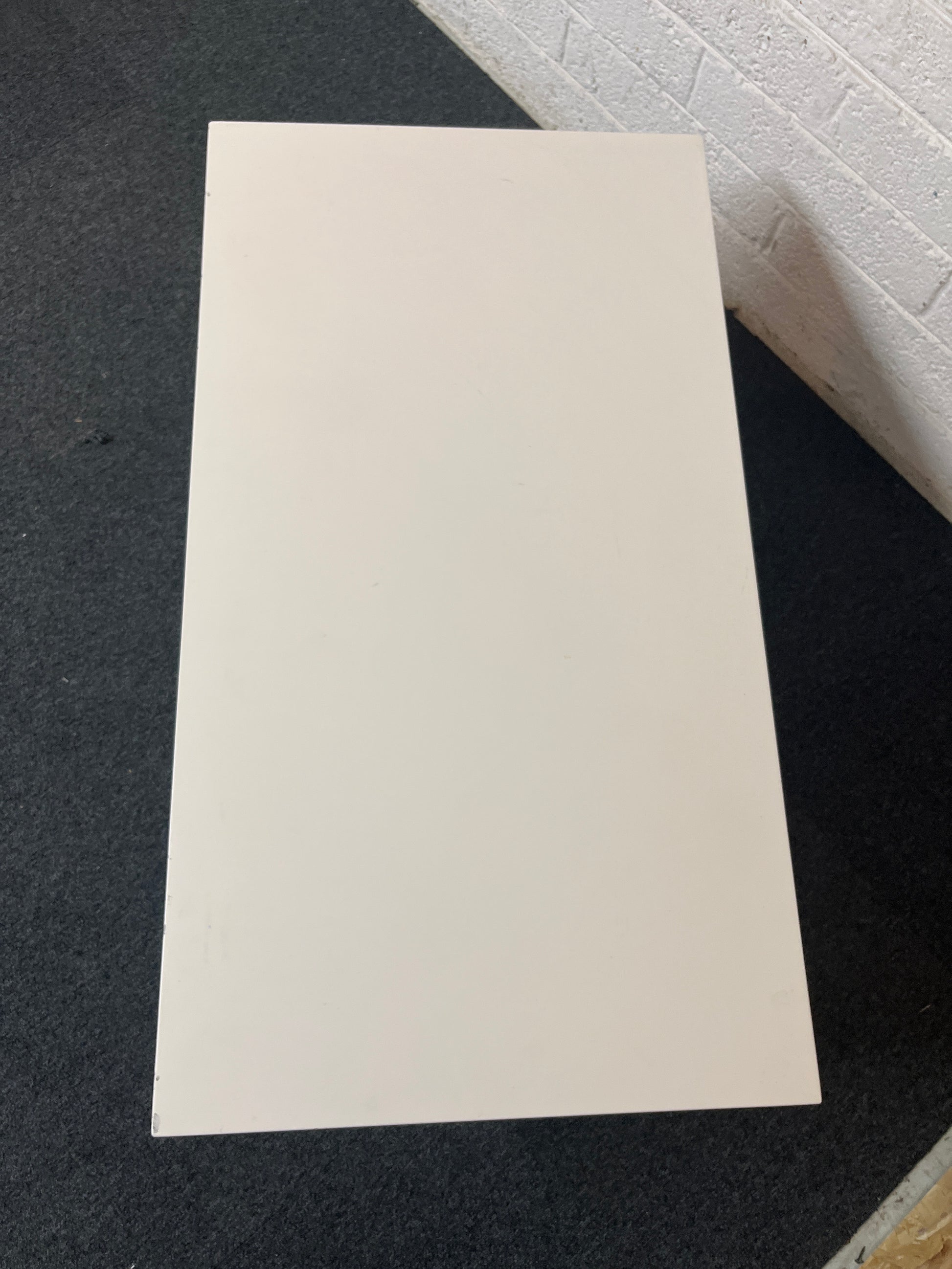 White gloss rectangular coffee table