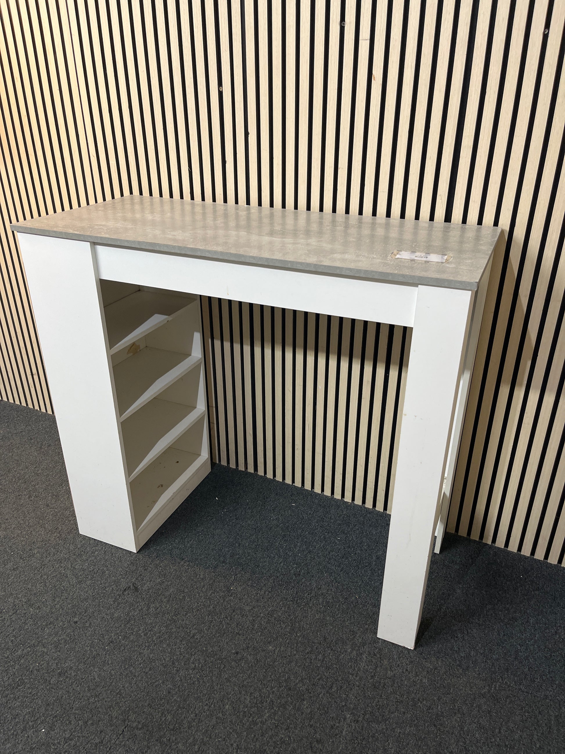 Tall white laminate breakfast bar (H 104 x W 116 x D 50 cm) 43756