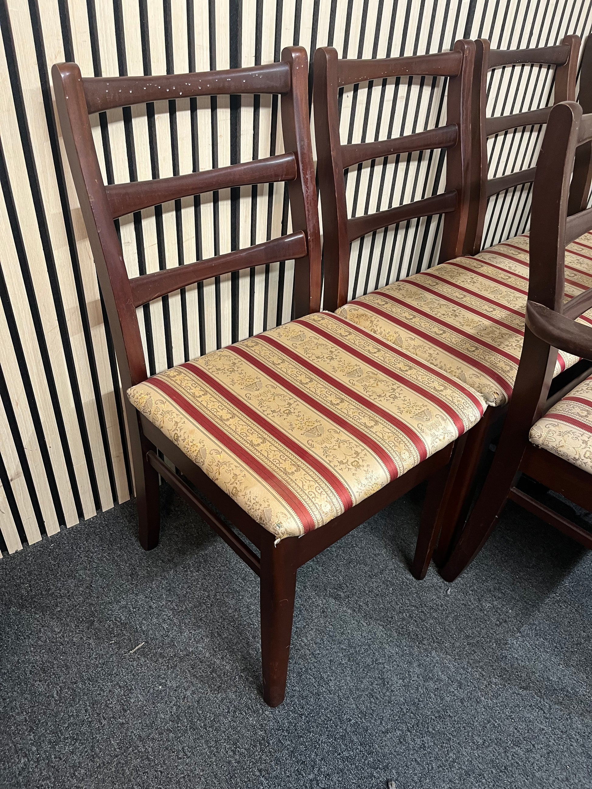 Mahogany dining chair with red and cream fabric seat (SET of 6 including 2 carver chairs) 43938