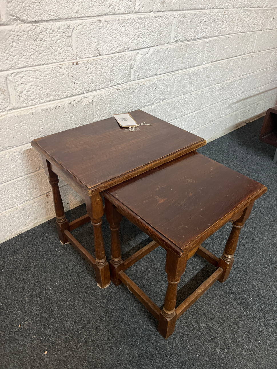 Nest of 2 dark wood tables 3225