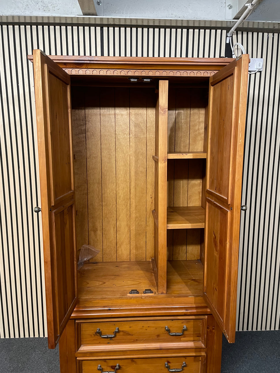 Natural solid pine ornate tall 2 door 2 drawer wardrobe with pelmet (H 202 x W 105 x D 63 cm) 2425