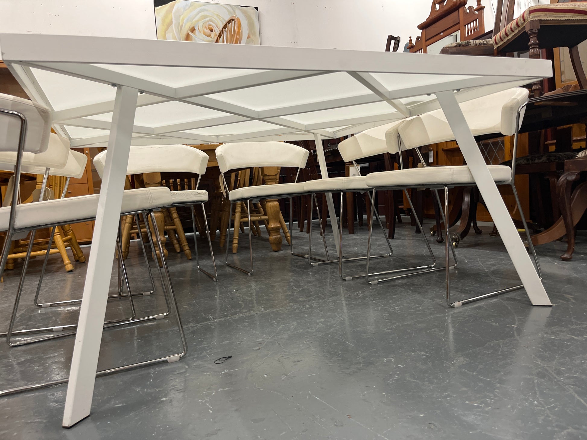Calligaris Large white powder coated framed frosted glass table (W 140 x L 140 cm) with 6 no chrome framed, white leatherette club chairs 3225