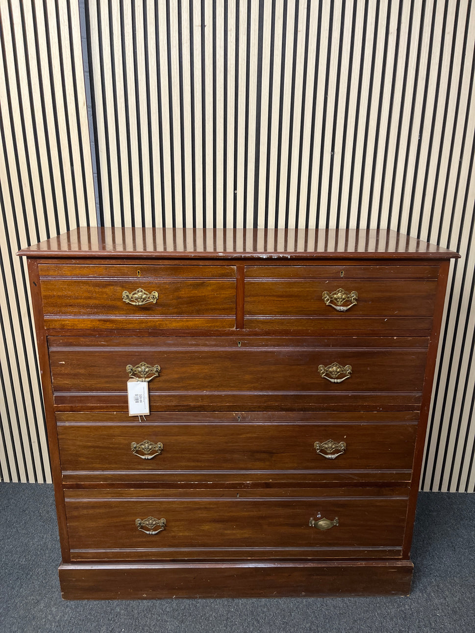 Antique mahogany 3+2 tall chest of drawers (H 121 x W 122 x D 58 cm) 2425