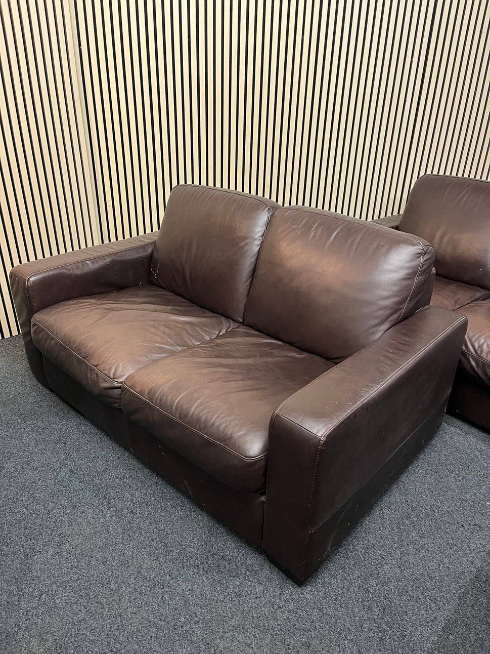 Brown pure leather 3+2+1 sofa set (Width - 3 seater 210 cm, 2 seater 150 cm, single 90 cm) 1425