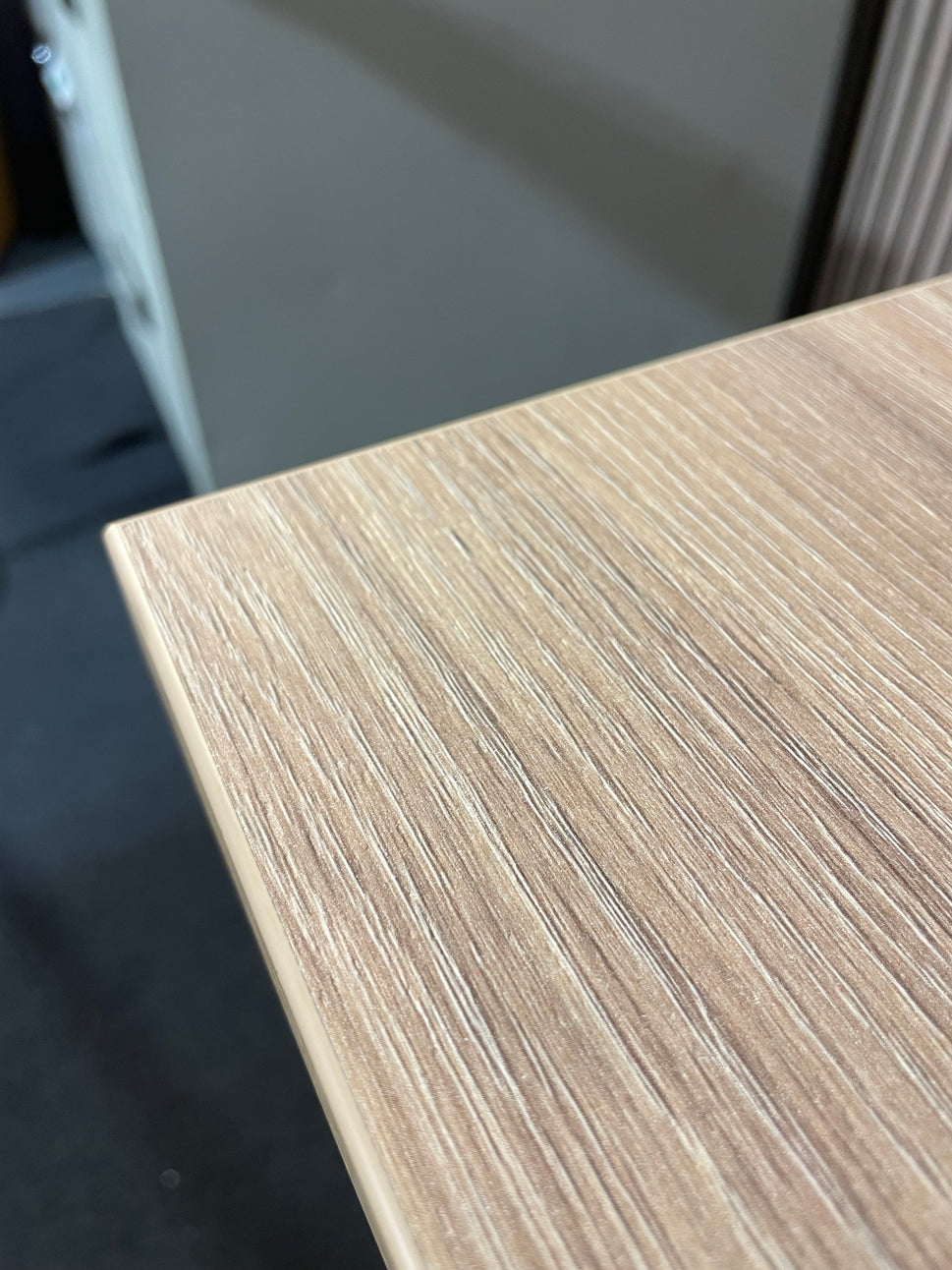 american oak 18 x 12 radial desk (choose return)