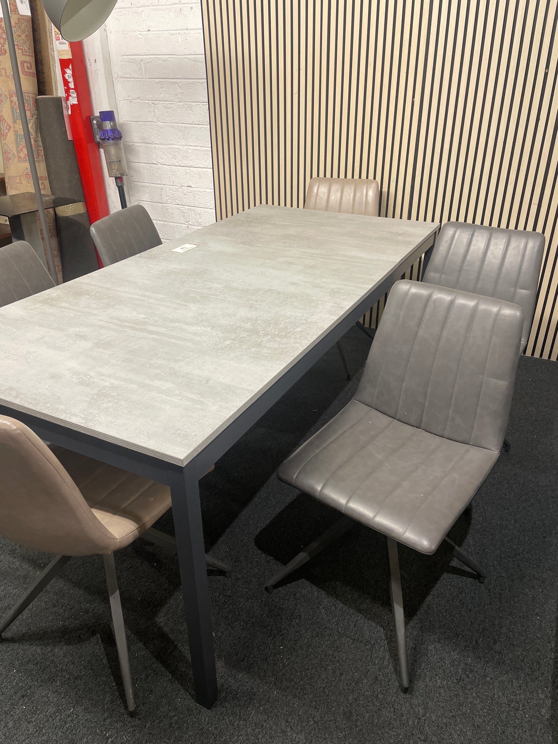 Large dark graphite extendable dining table on a metal frame (L 130 - 191 x W 90 cm) with Tripod base metal dining chairs with letterette seat 1126