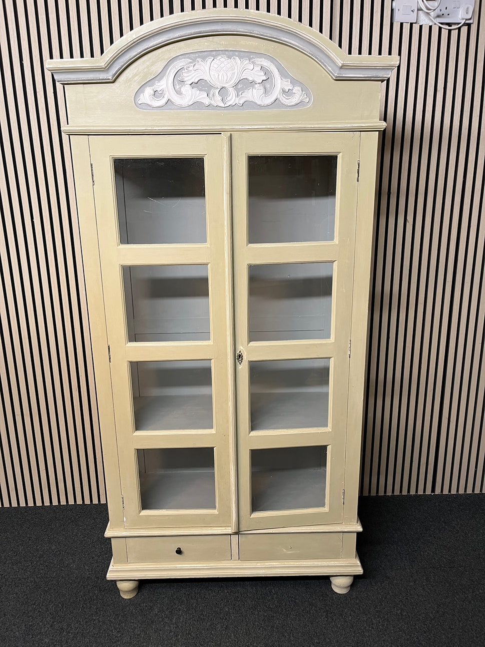 Solid wood cream painted glass display unit with 2 base drawers (H 198 x W 98 x D 41 cm) 2425