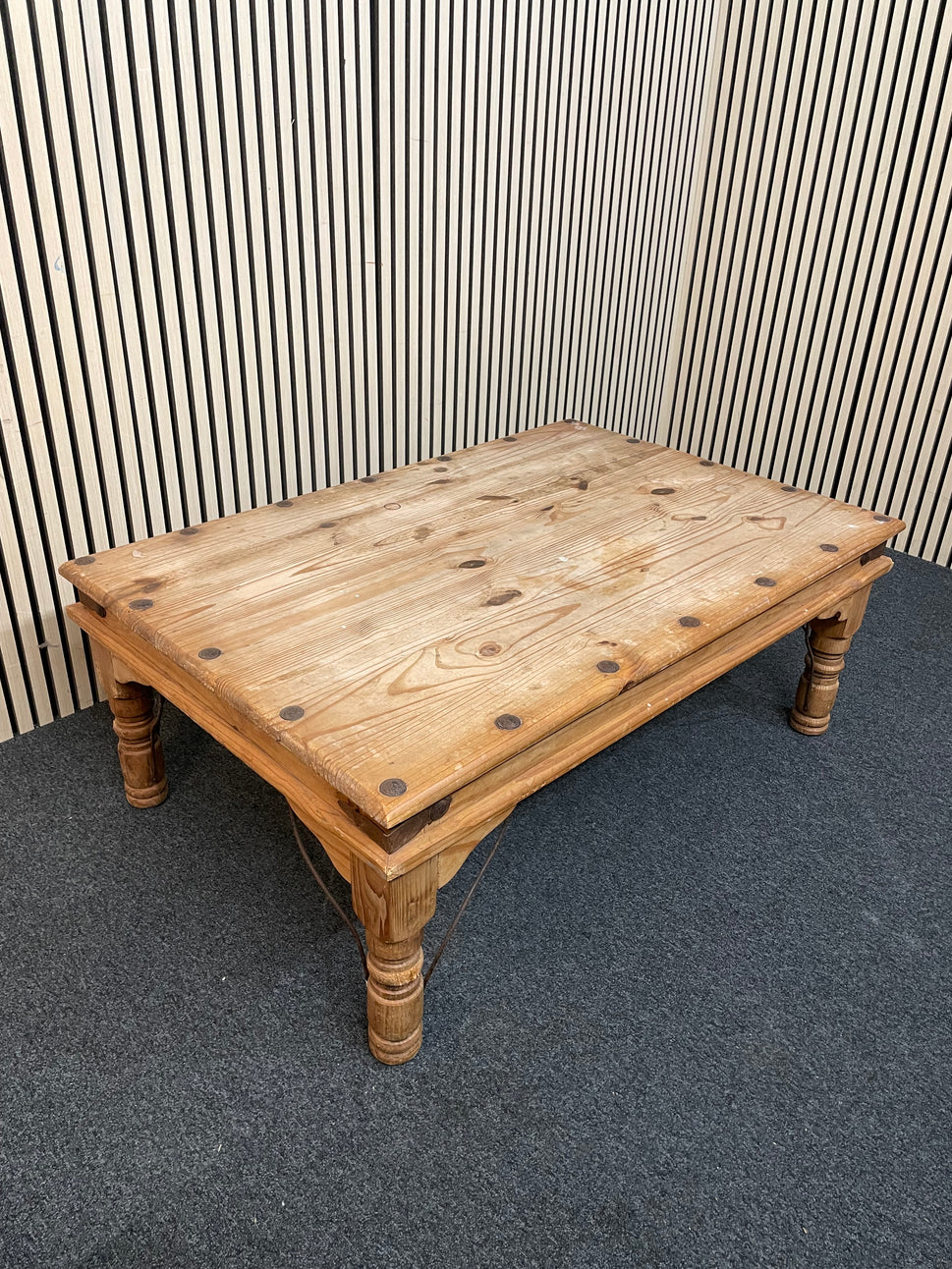 Mexican pine low rectangular coffee table (H 47 x W 120 x D 60 cm) 4225