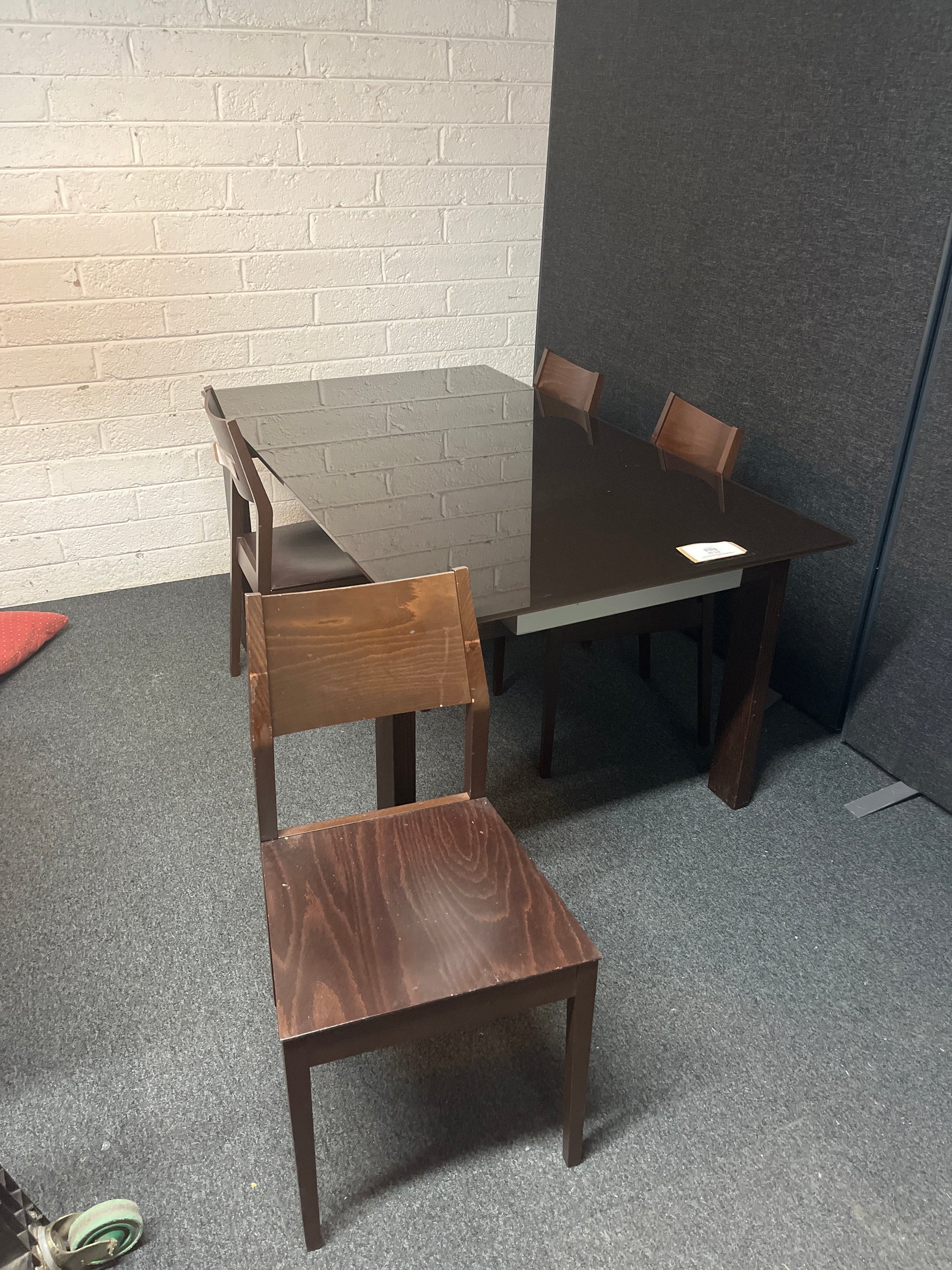 Large smoked glass rectangular dining table (W 160 x D 90 cm) wth 4 no. dark wood stained chairs 3225