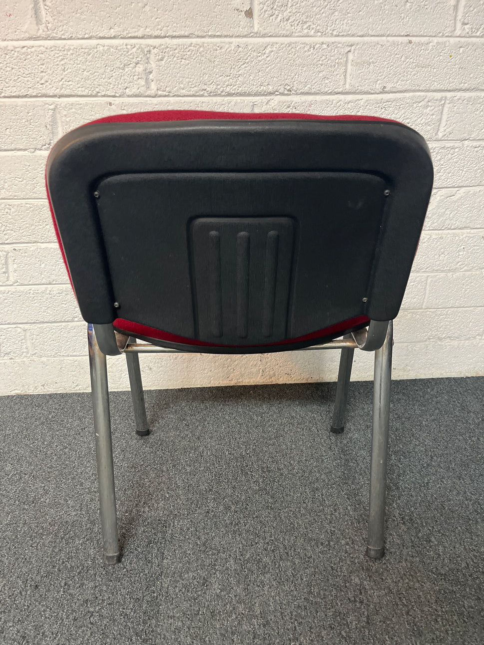 SECONDHAND Wine fabric stacking chair, chrome frame