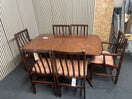 Extending mahogany dining table with six matching slat-back upholstered chairs, width 140 - 182, depth 87 cm 44778